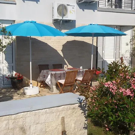 Direkt Am Liegendes Mit Garten By Interhome *