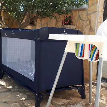 Direkt Am Liegendes Mit Garten By Interhome Medulin